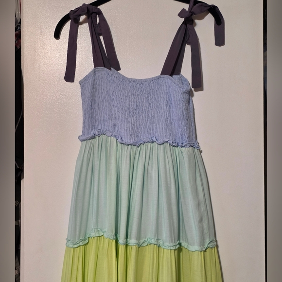 DAVI & DANI Maxi Dress - Picture 4 of 11